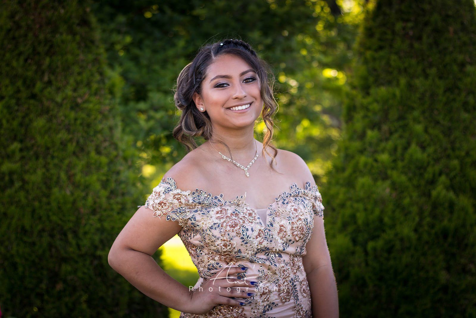 Prom photos before the event